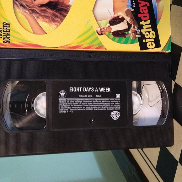 Eight Days a Week 1997 ‧ Comedy/Romance ‧ 1h 33m VHS tape - Picture 4 of 5